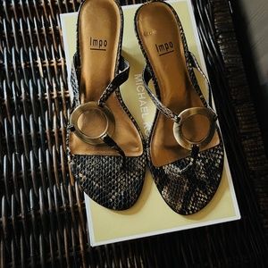 Worn once thong kitten heels